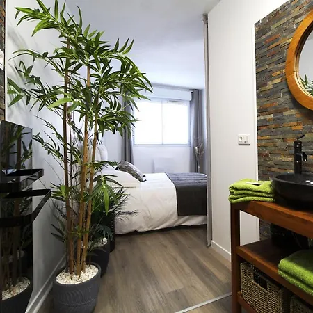 L'evasion Lourdaise Terrasse Centre Parking Wifi