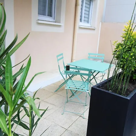 Apartment L'evasion Lourdaise Terrasse Centre Parking Wifi Lourdes